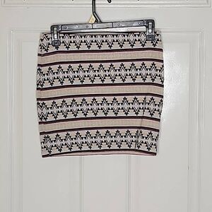 Nollie Aztec beige mini skirt women's size Small